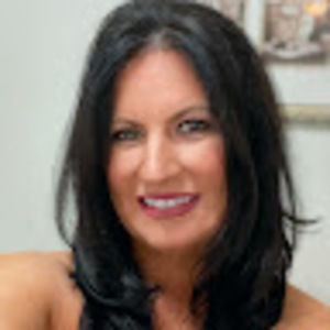 Meet your Posher, Bethany